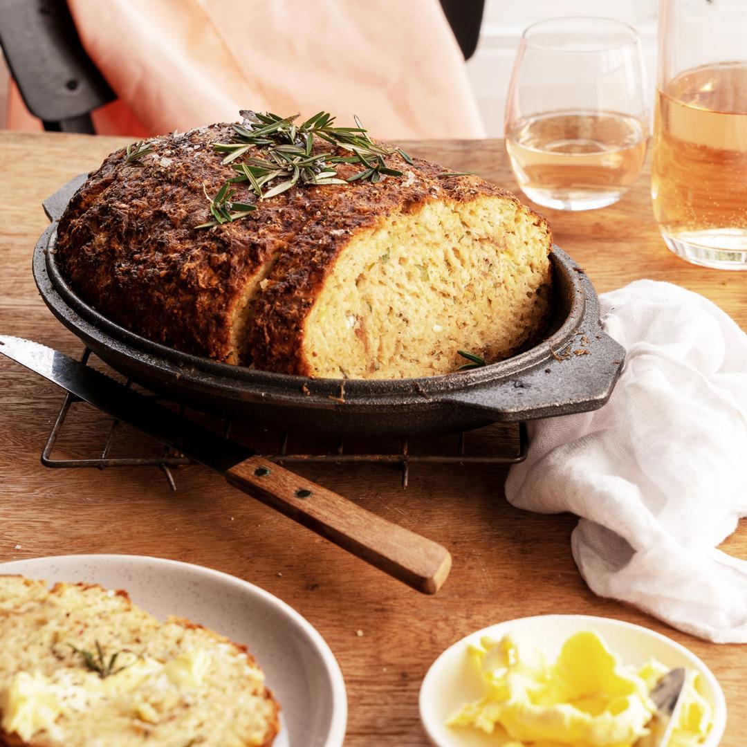 'IRONCLAD' The Old Dutch - 4.5L Double Dutch Oven
