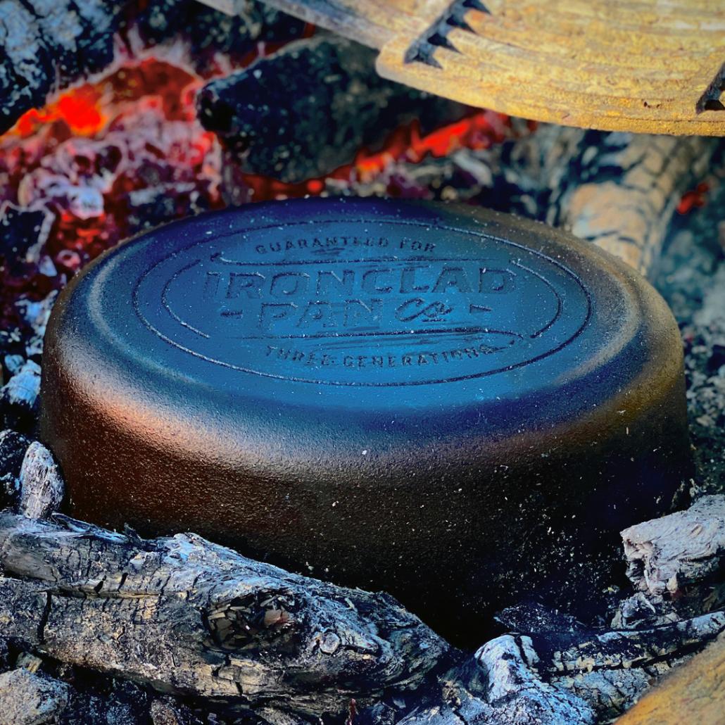 'IRONCLAD' The Old Dutch - 4.5L Double Dutch Oven